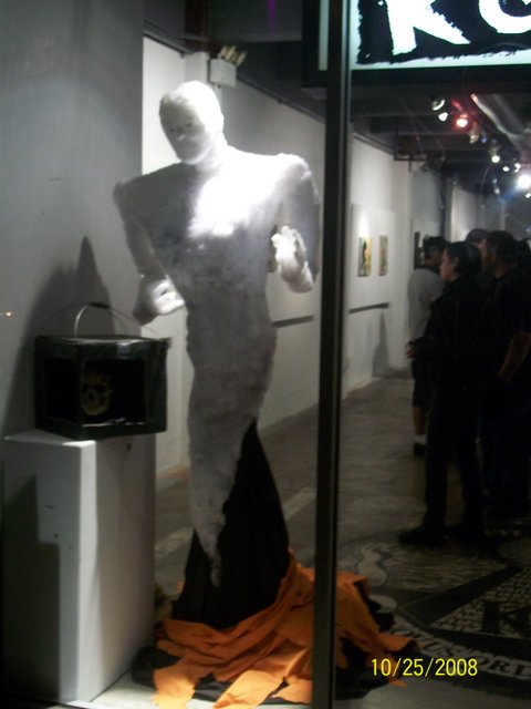 SKE"s 7 ft. ghost