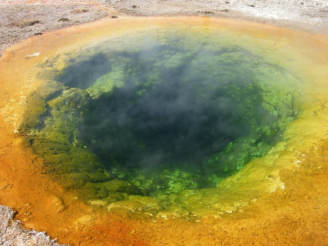 Morning Glory Pool