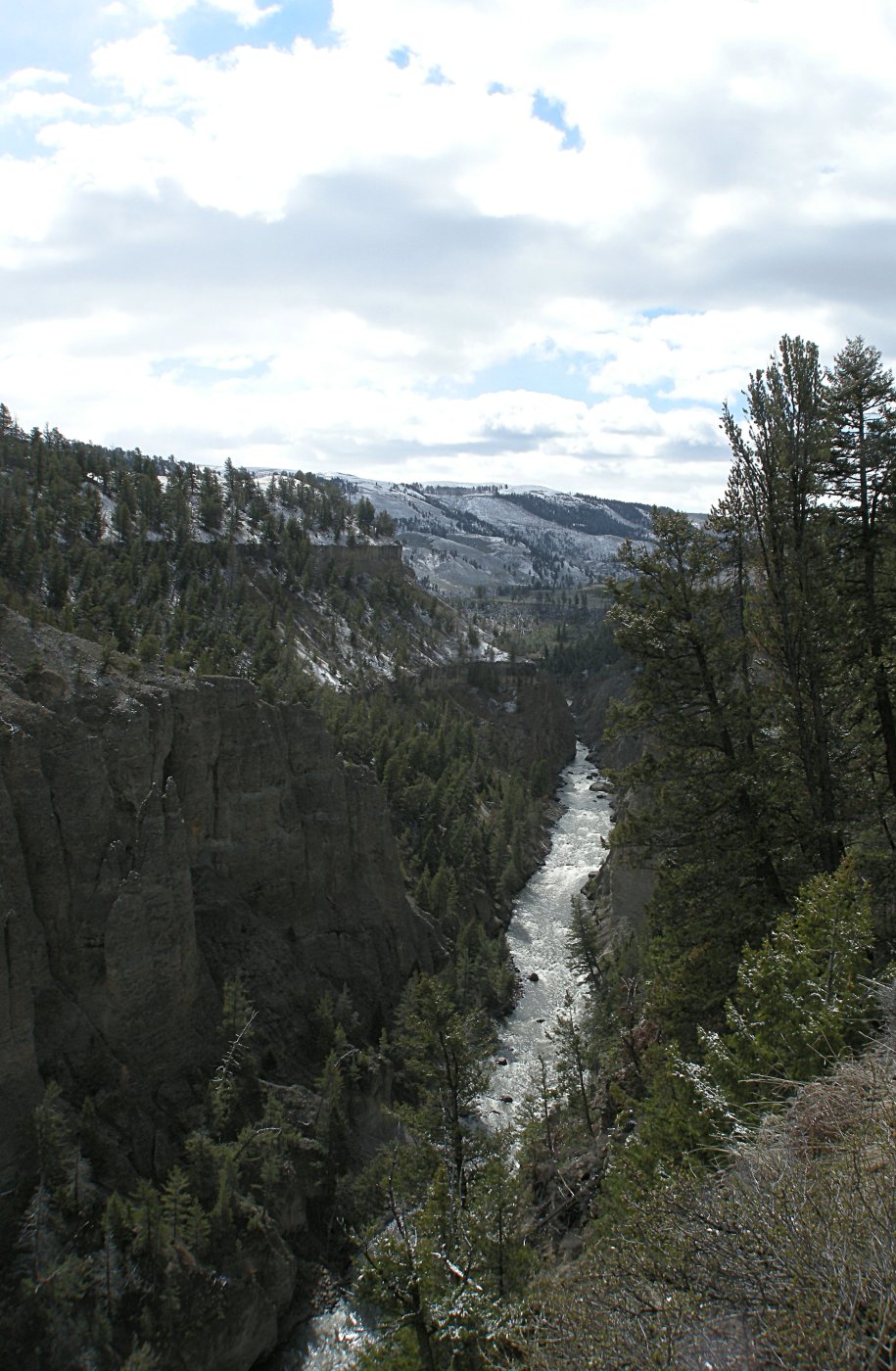 Yellowstone River reflecting the sky