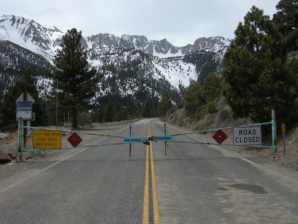 Locked gate on Highway 120 below Tioga Pass