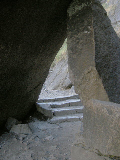 "Cave" on the Mist Trail