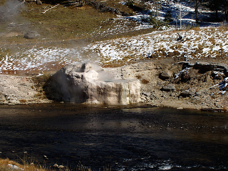 Riverside Geyser