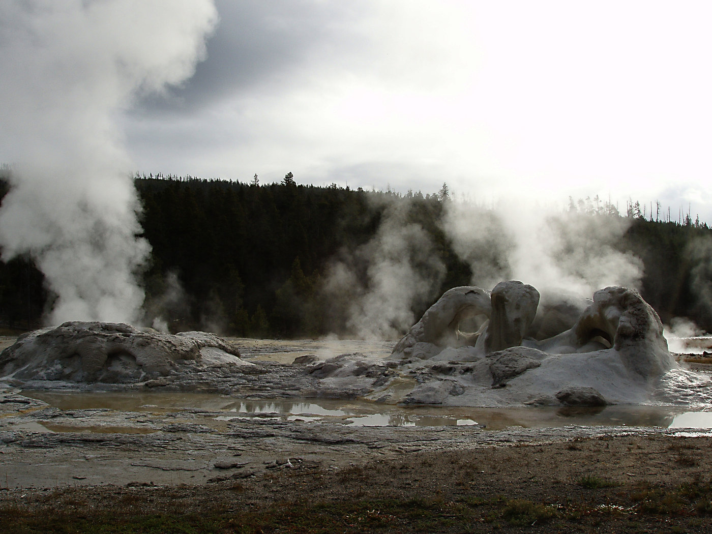 Grotto Geyser