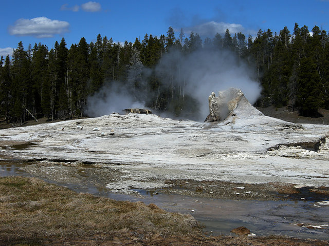 Giant Geyser