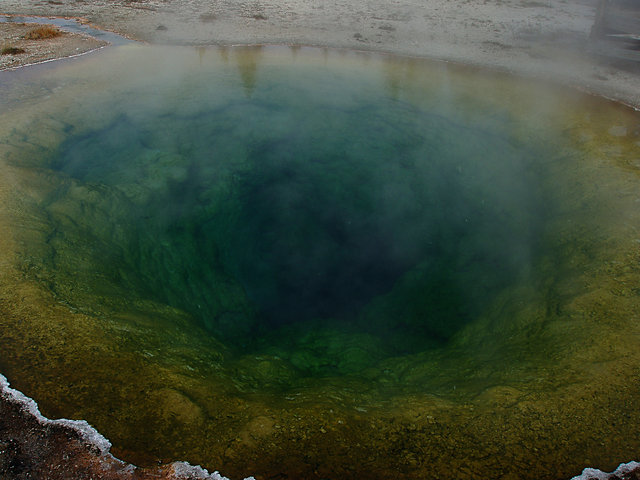 Morning Glory Pool